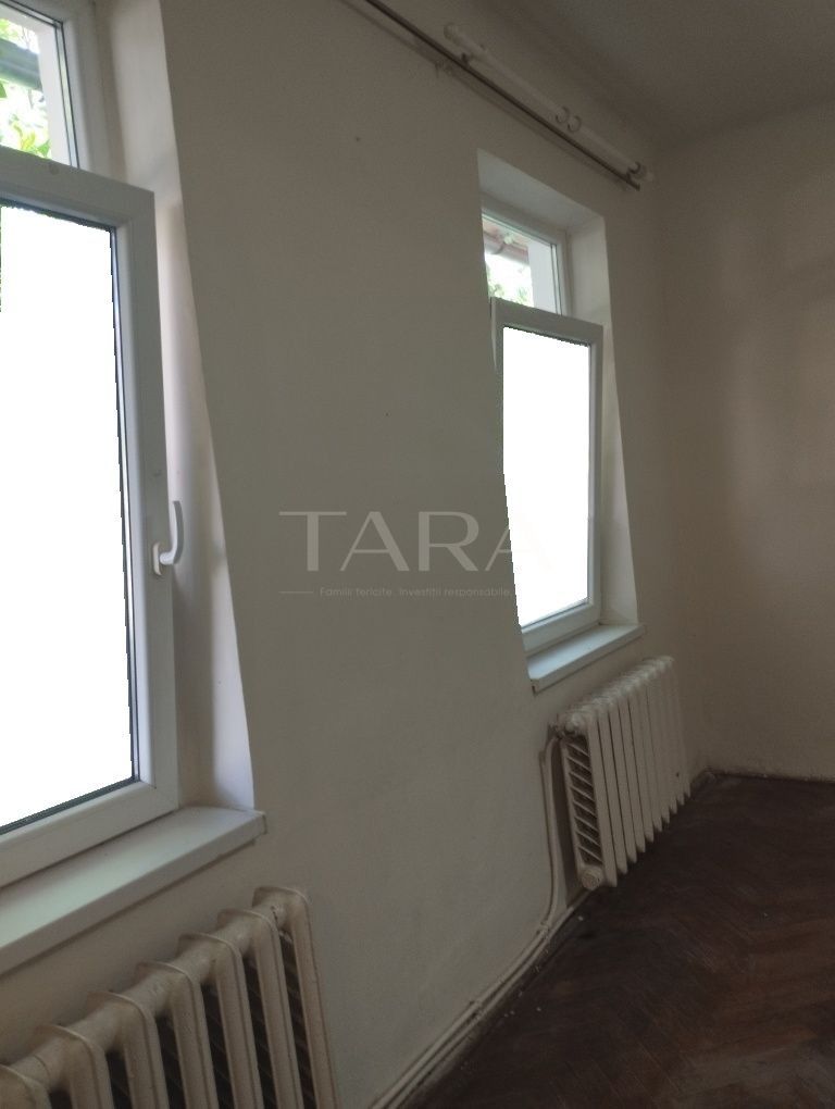 Apartament cu 1 Cameră și Curte – Gruia, Zonă de Case - Poză 2