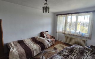 Vanzare apartament decomandat, zona Interservisan - Poză 1