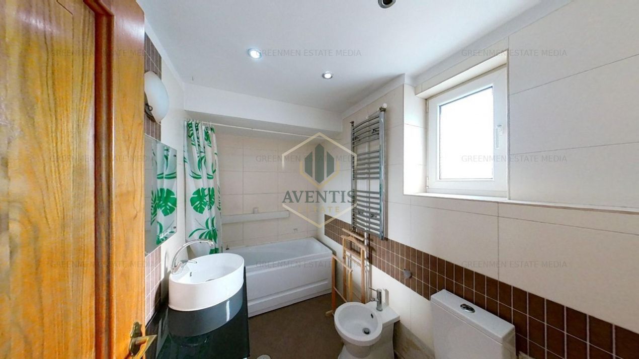 3 camere cu terasa spectaculoasa, vedere catre Universitate si Blvd Bratianu - Poză 13