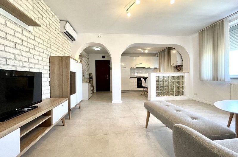 Apartament în Piața Victoriei, de închiriat, 2 camere - Poză 6