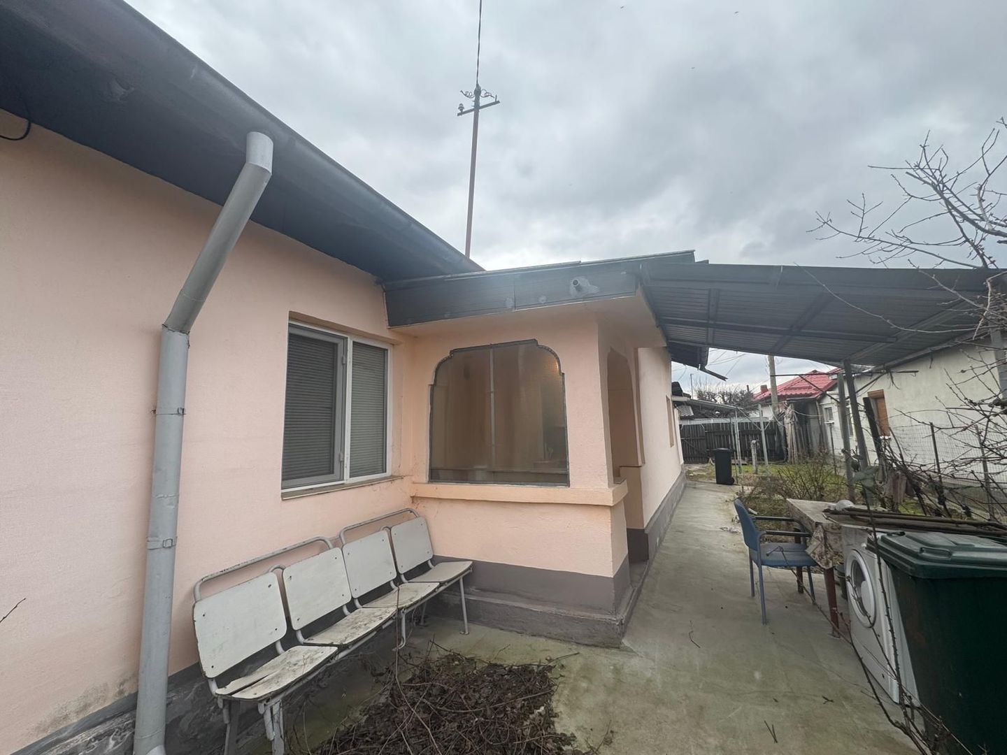 Casă de vânzare – Strada Mugurilor - Poză 2