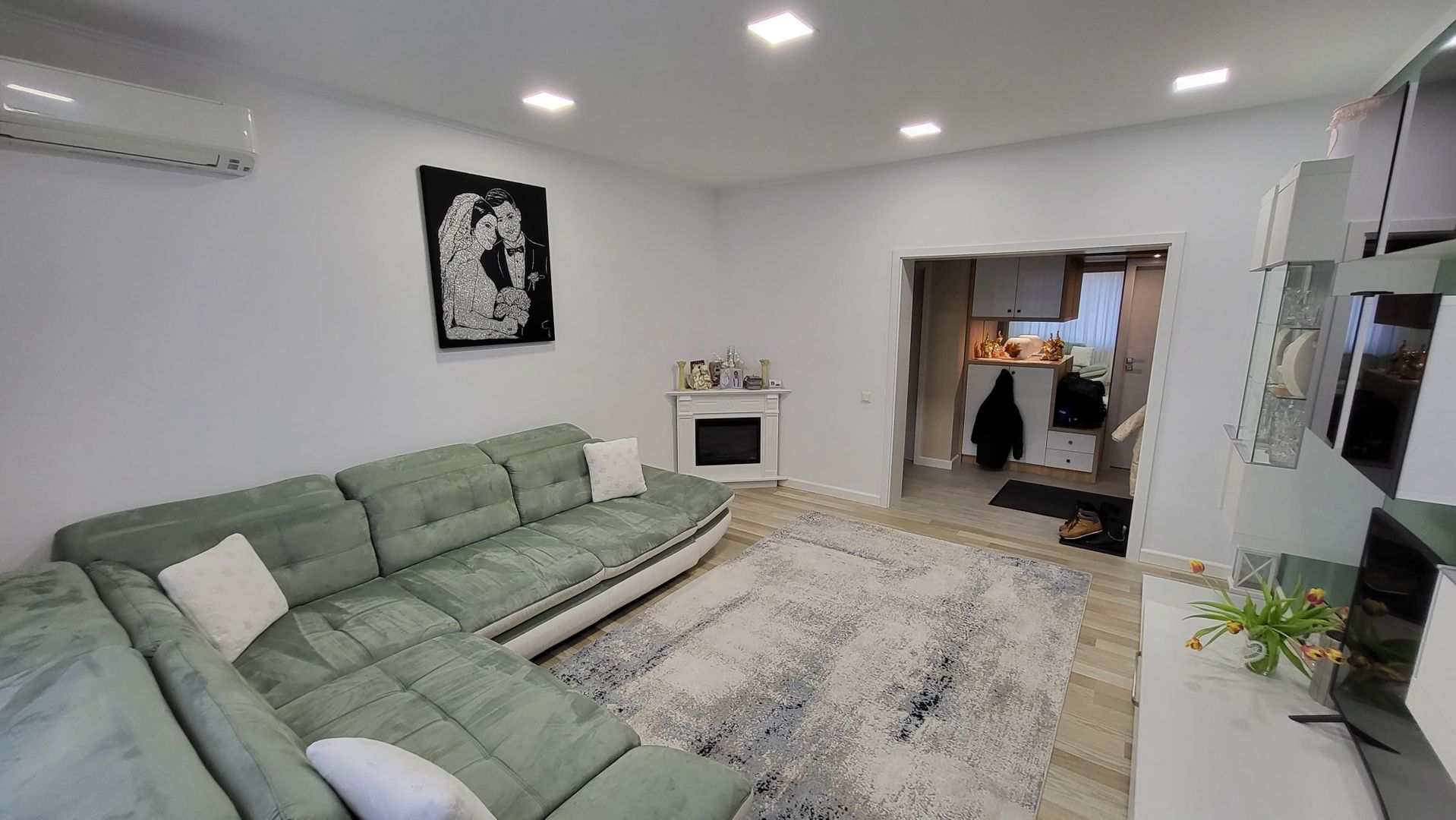 Ag BRASADAS vinde ap 4 cam 105mp et 2/3 TITULESCU. - Poză 1