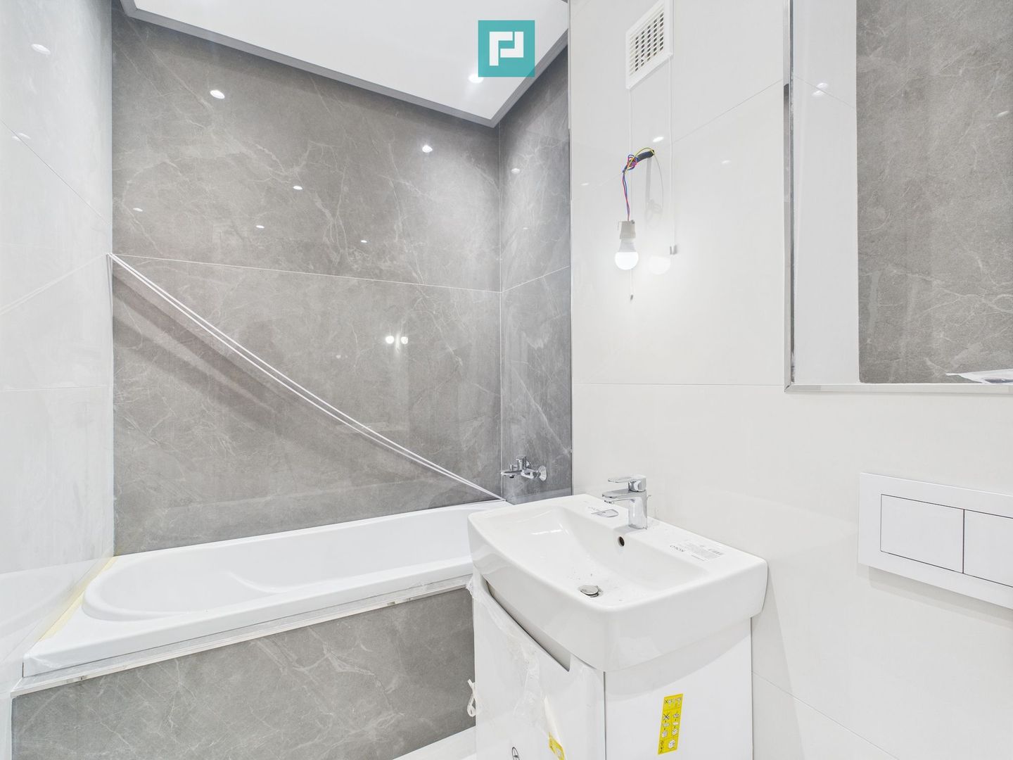 Apartament trei camere Torontalului - Poză 13