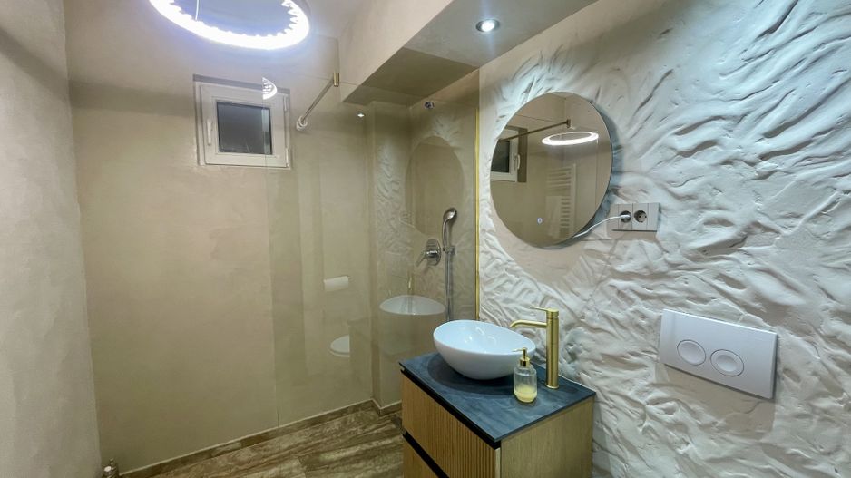 Apartament 3 camere | LUX | Ultracentral | Etaj 2 | Bloc cu lift - Poză 14