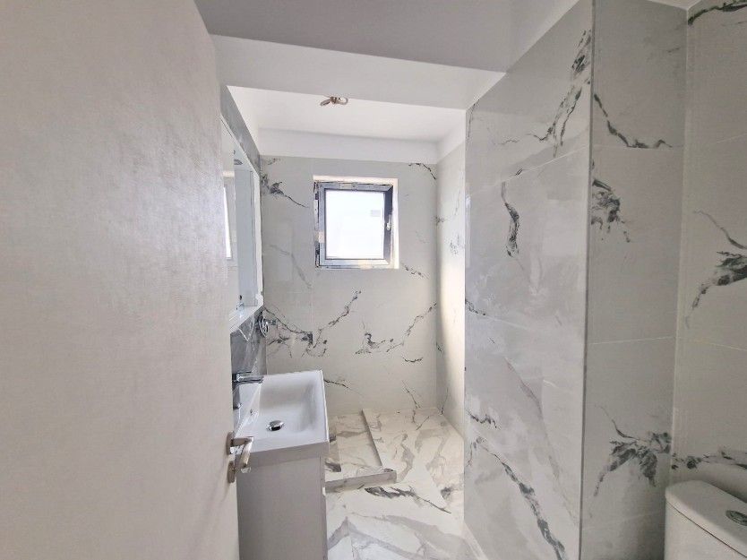 Apartament 3 camere Otopeni central | bloc nou, parcare, comision 0 - Poză 7