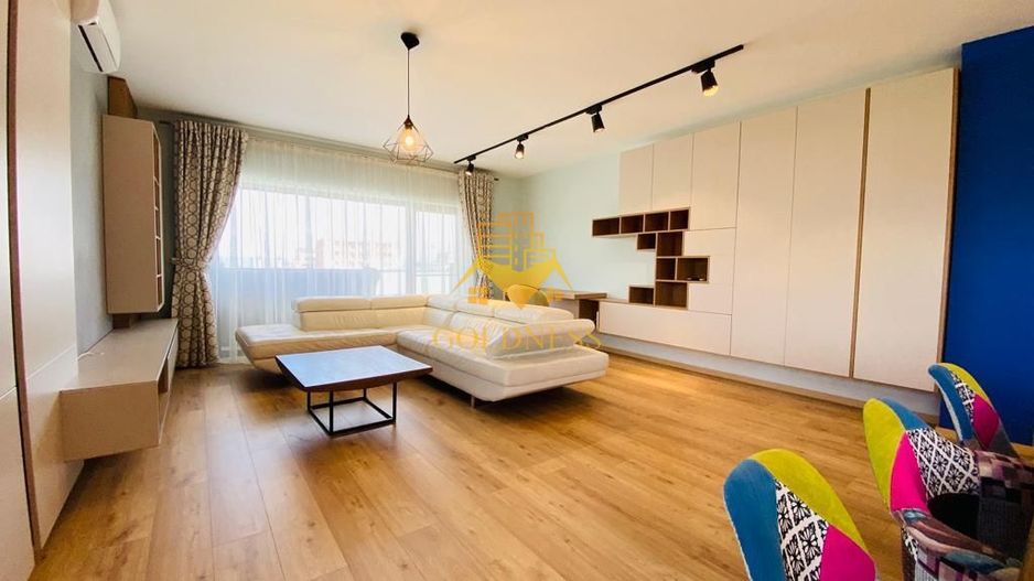 Penthouse, 3 camere, 2 bai, 2 parcari, Europa Zona Leroy Merlyn,Toyota - Poză 1