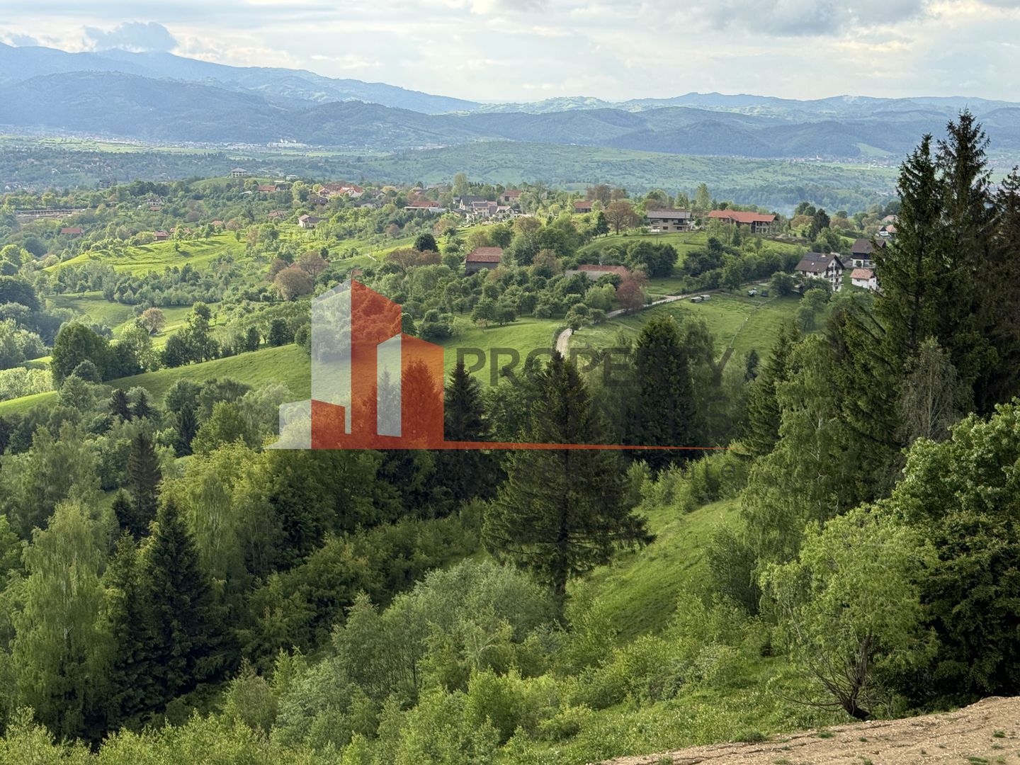 Teren cu priveliște spectaculoasă în Bran – Sohodol - Poză 2