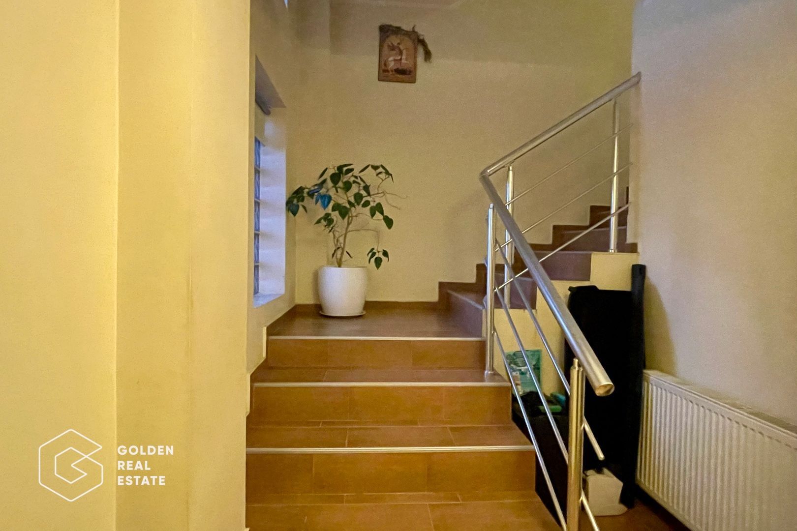 Casă generoasă pentru activități comerciale- Calea Vitan - Poză 3