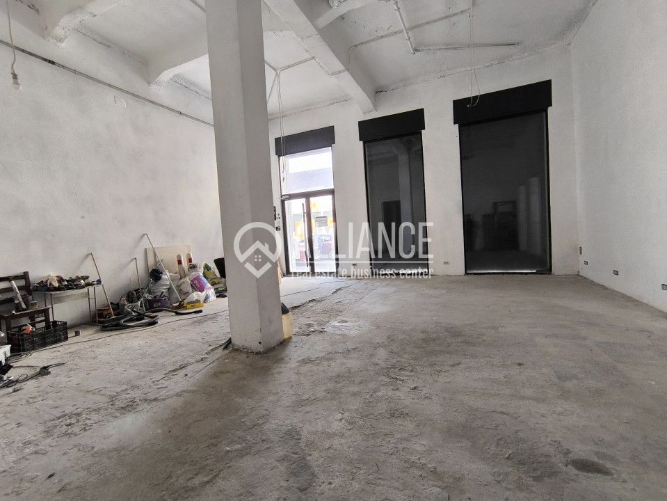 POLICLINICA CU PLATA(cod03) - Spatiu comercial luminos si inalt ! - Poză 2