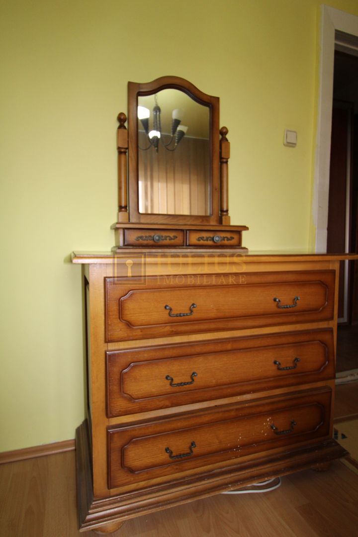 Apartament 3 camere, decomandat, 2 bai, zona Aradului - Poză 3