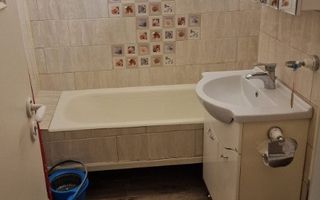Vând apartament 3 camere, decomandat, in Iasi, str.Vamasoaia, utilat - Poză 10