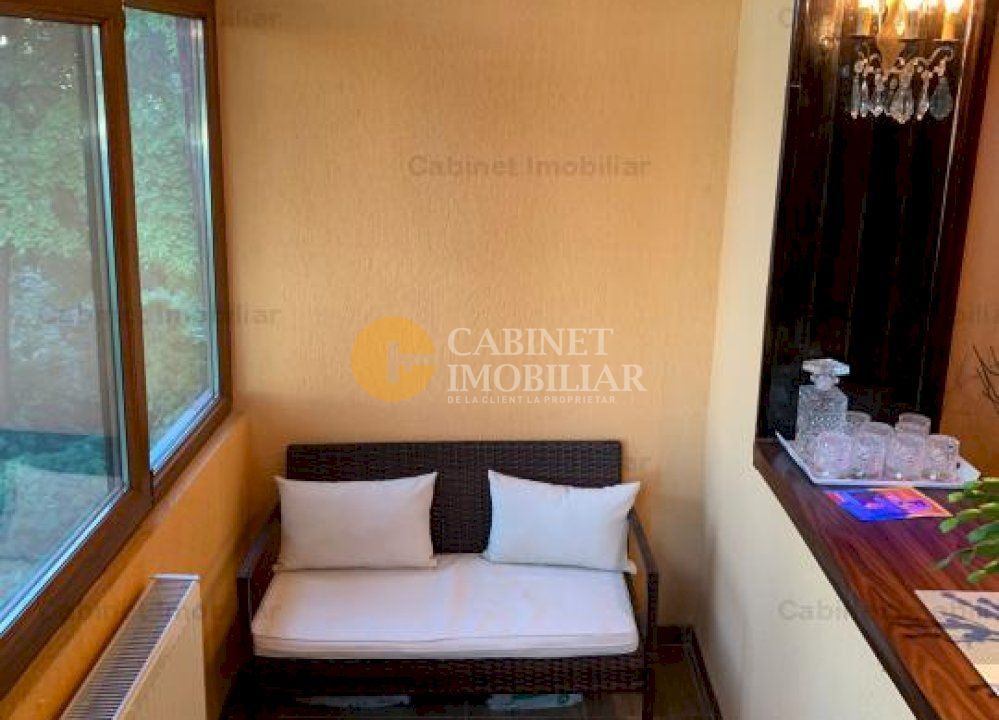 3 CAMERE DECOMANDAT - ETAJ INTERMEDIAR - ZONA PODU ROS - Poză 7