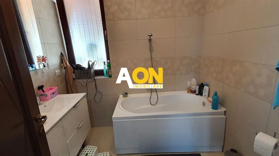 Casa parter+demisol, 1200 mp teren, pretabila pt 2 familii, Sard - Poză 16