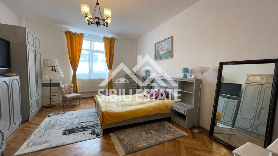 Apartament de vanzare cu 2 camere Zona- Centrul Istoric - Poză 7