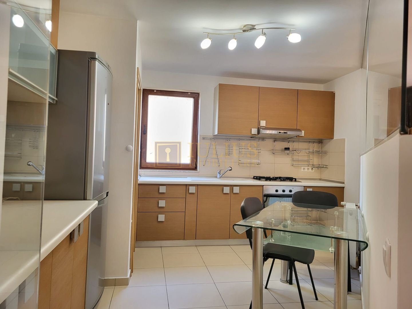 Mobilat modern; 100 mp, 3 camere, Dumbrăvița – Str. Ardealul - Poză 2