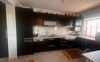 3 camere,72 mp utili, vedere panoramică – Victoriei zona RFN - Poză 1