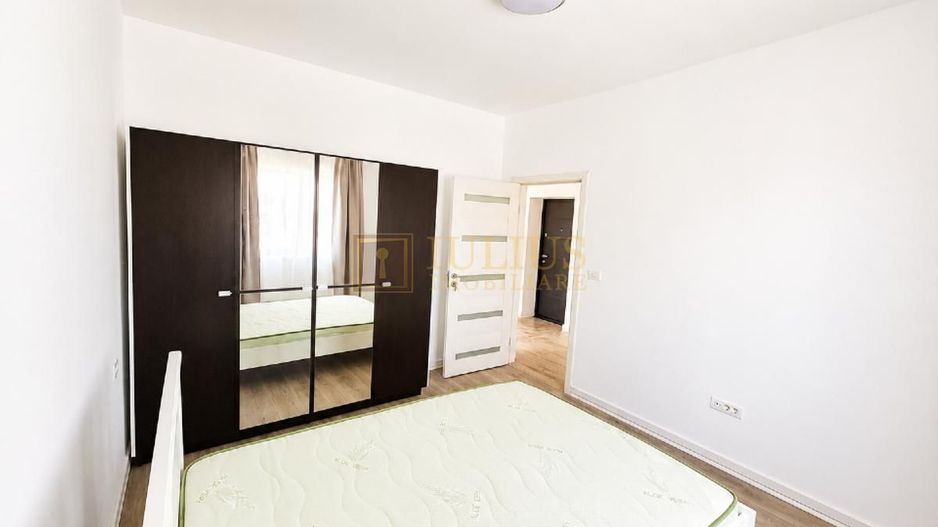 2 camere| Torontalului| loc de parcare| apartament frumos si spatios| - Poză 1