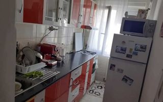 Vand apartament cu 2 camere etajul 3 - Poză 7