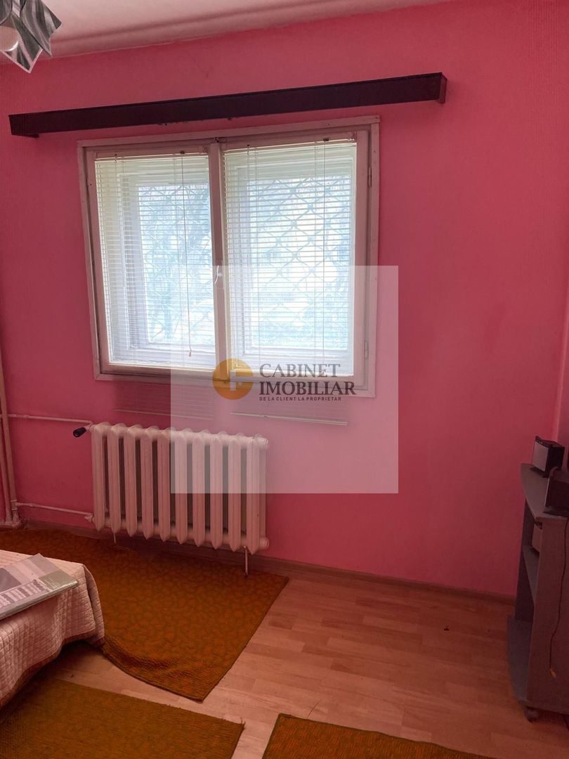 2 Camere - 50MP | 1980 | Metrou Lujer la 2 minute - Poză 4