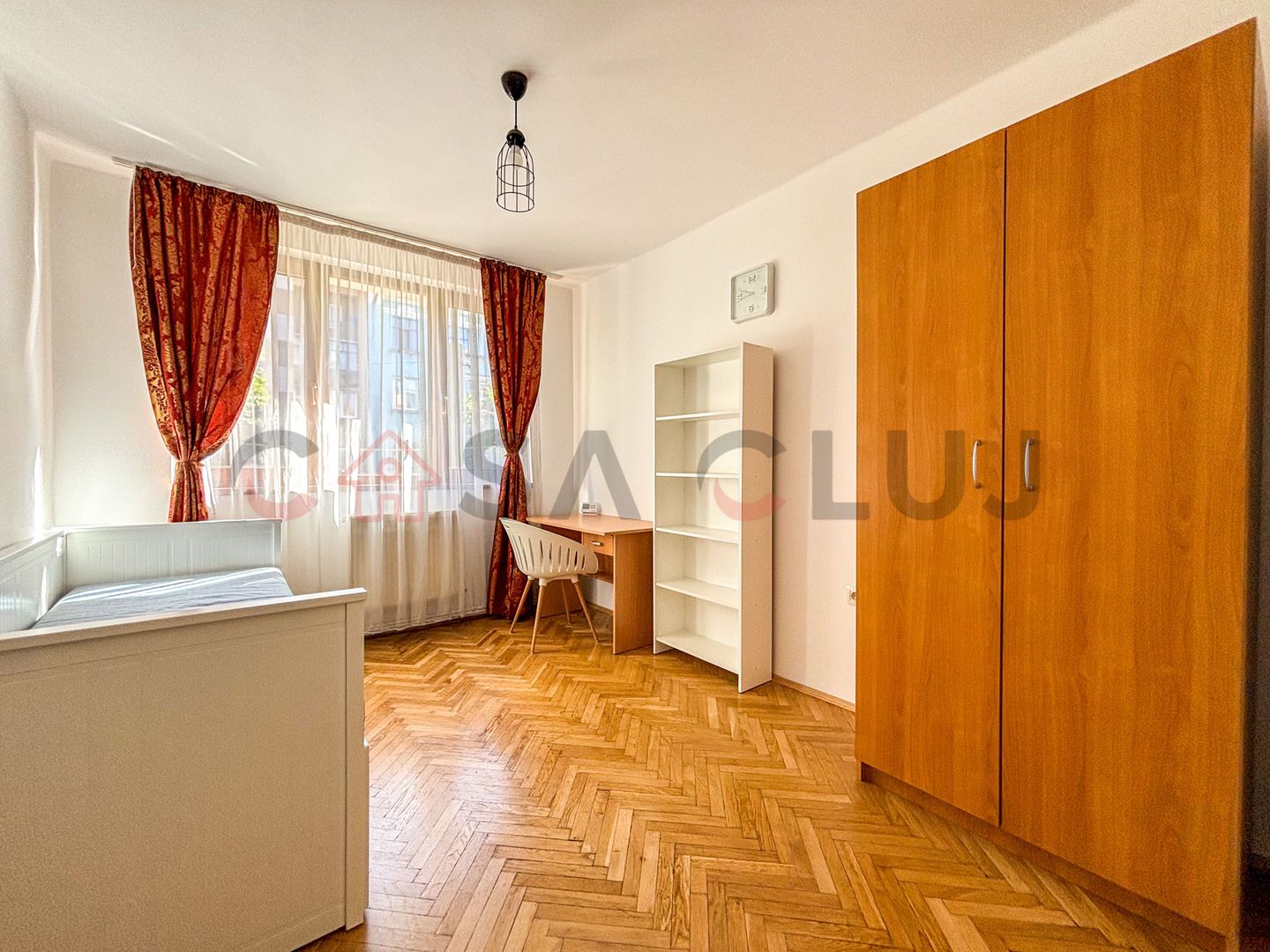 Apartament Decomandat - Etaj 1 - Bloc Izolat Termic - Strada Horea - Poză 1