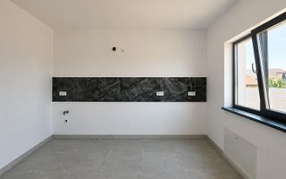 Vila- 130mp utili- beci- incalzire pardoseală-Geamuri tripan - Poză 5