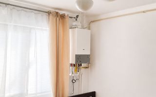 Garsoniera 18 mp baie proprie, total renovata Canta 40000 euro - Poză 2