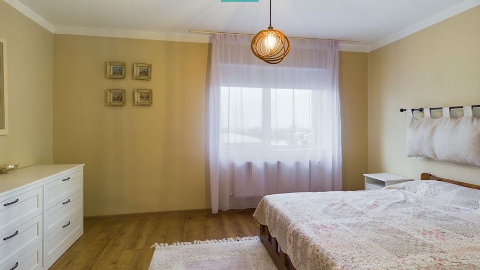 Casă in Cartierul Verde - Poză 6