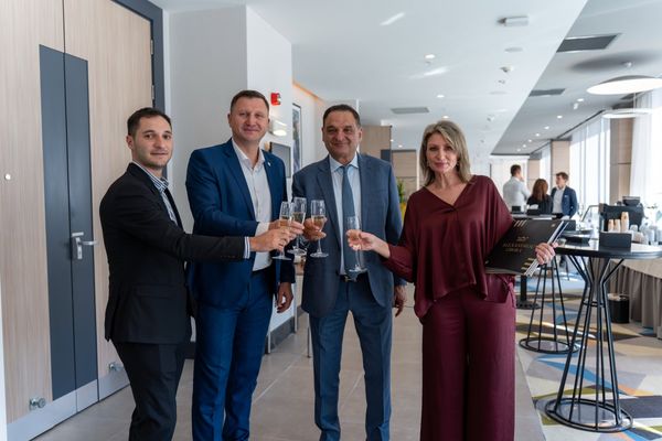 Brunch Imobiliar REMAX Invest: investiții imobiliare în Grecia