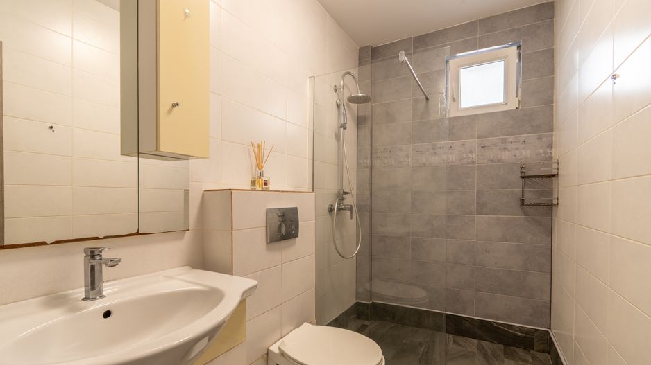 0% COMISION - Apartament de vanzare - Buna Ziua - 3 camere -  parcare - Poză 9