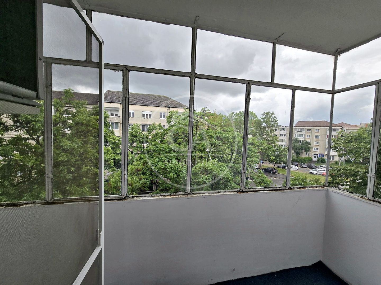 Apartament cu 4 camere de închiriat în zona Decebal, Oradea - Poză 15