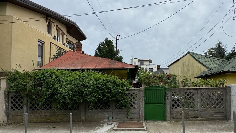 Casa cu teren zona Mărțișor langa parc Lumea Copiilor Brâncoveanu - Poză 2