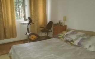 Vânzare apartament semidecomandat 4 camere cu centrală Bd. Obregia - Poză 12