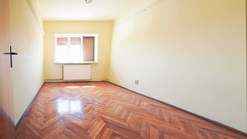 Apartament 3 decomandate - Calea Bucuresti - Poză 2