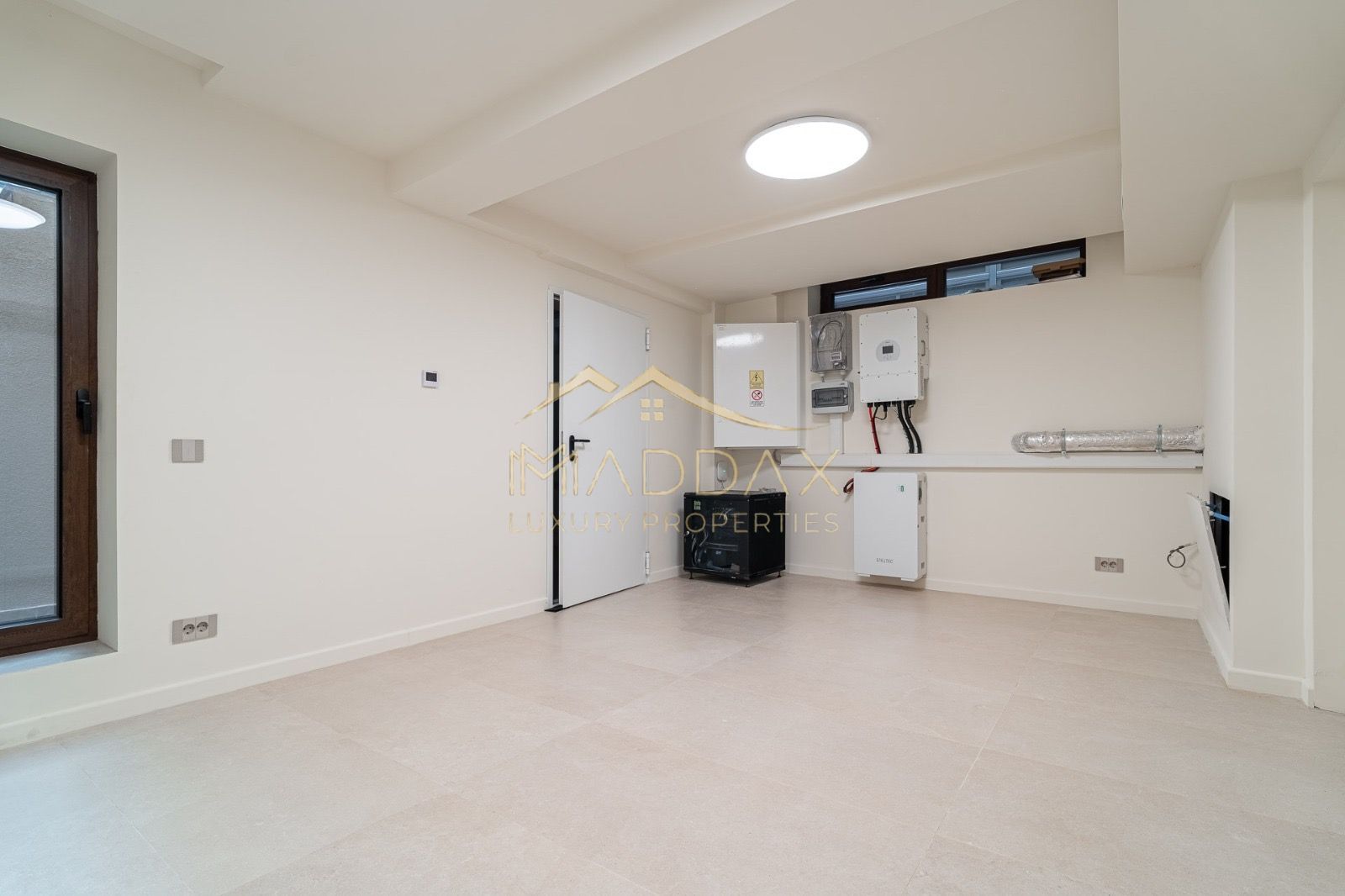 Vila Unica Noua cu 8 camere *300mp* /fotovoltaice si pompa cladura// Dorobanti - Poză 36