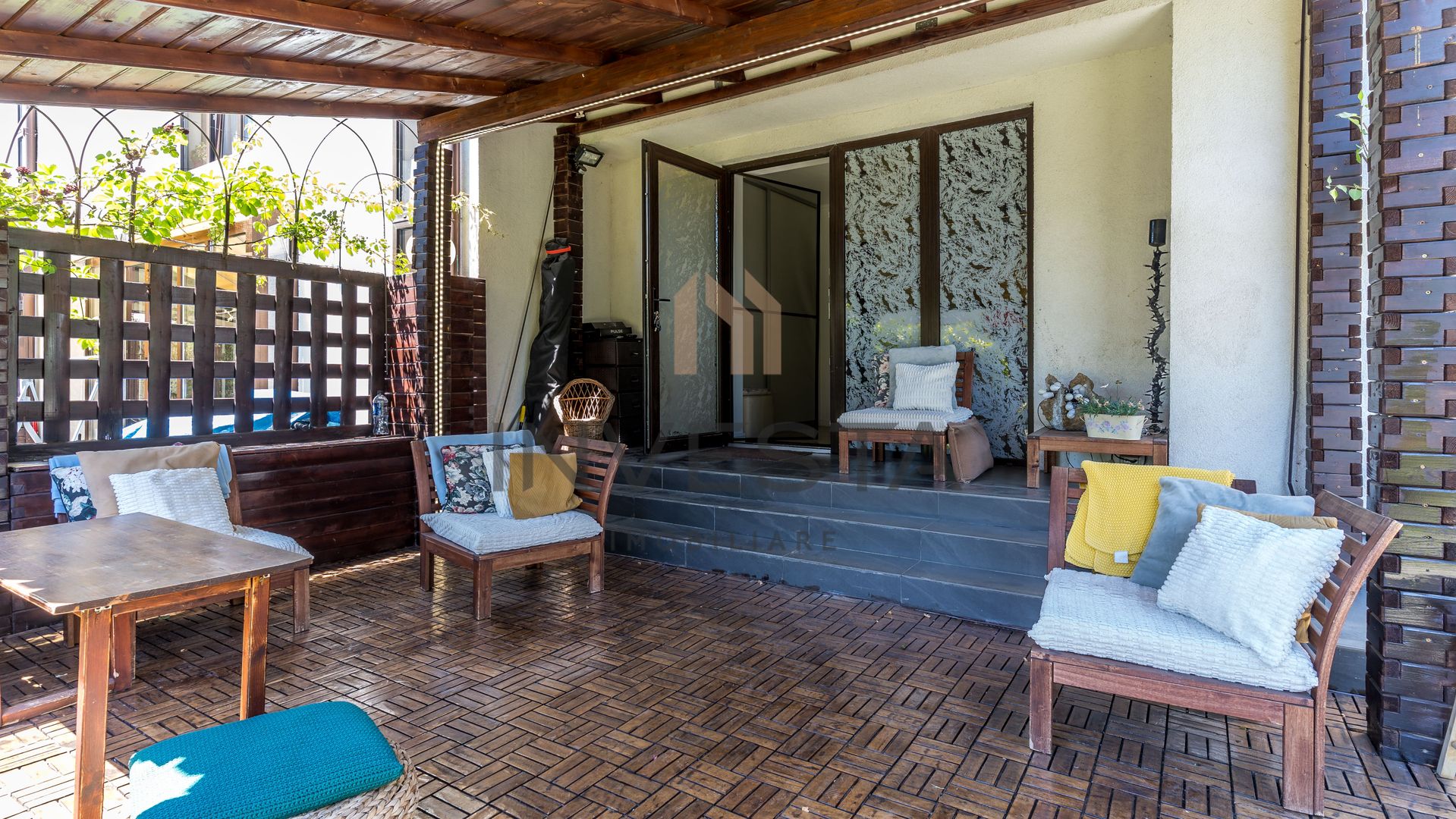 Casa insiruita intr-o zona linisitita! - Poză 21