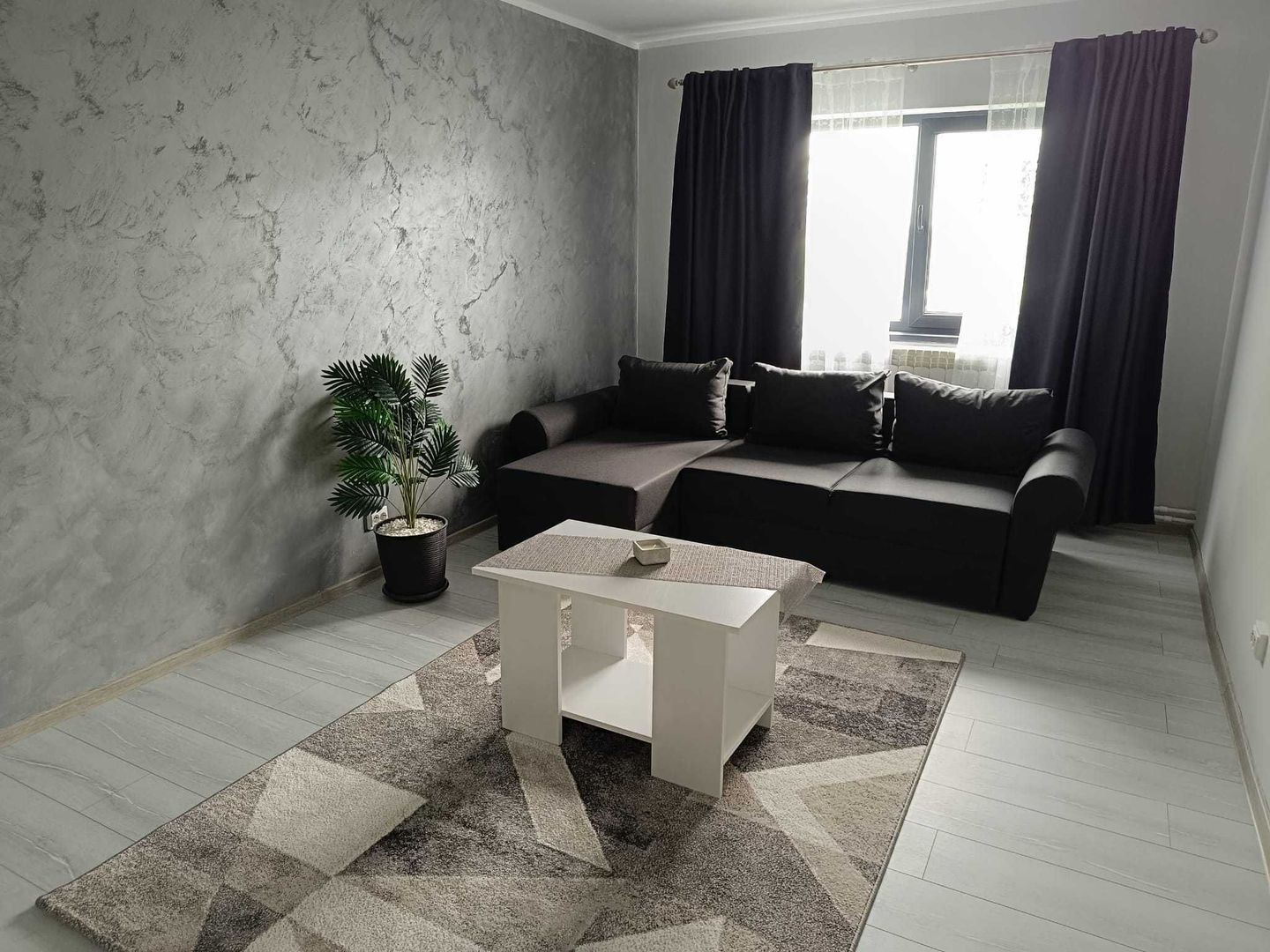 Apartament 2 camere de inchiriat – Micro 17, etaj 3/4 - Poză 1