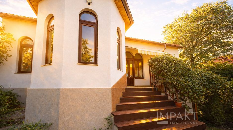 De închiriat spațiu pentru birouri- Piață Cipariu - Poză 1