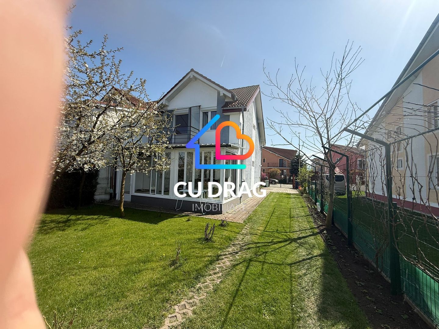 Duplex  cochet si luminos ,Sura Mica 360 mp teren mobilat si utilat - Poză 2