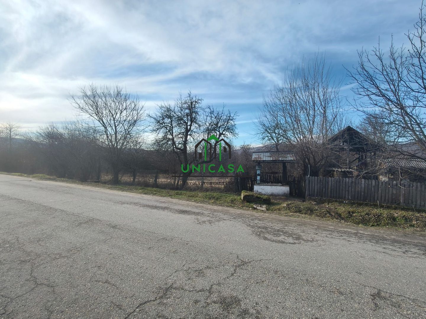 Teren Daesti / 814mp - Poză 3