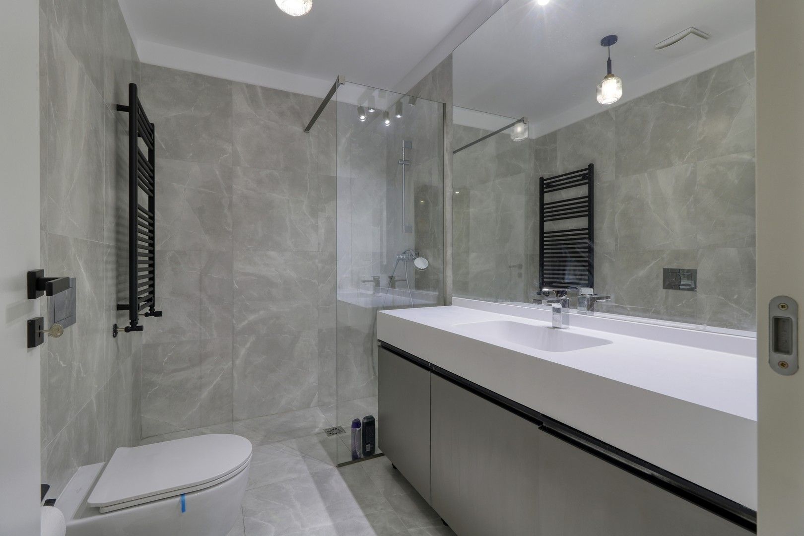 Apartament Premium ONE Cotroceni Park -Mobilat Luxury-Parcare Inclusa - Poză 14