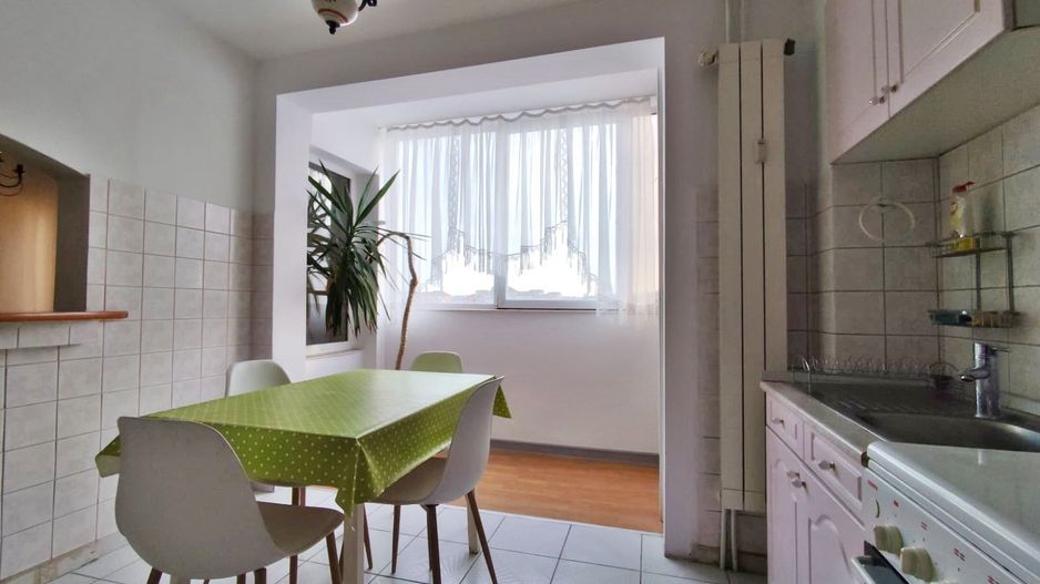 Apartament 3 camere de inchiriat, B-dul Dacia - Rogerius, Oradea - Poză 13