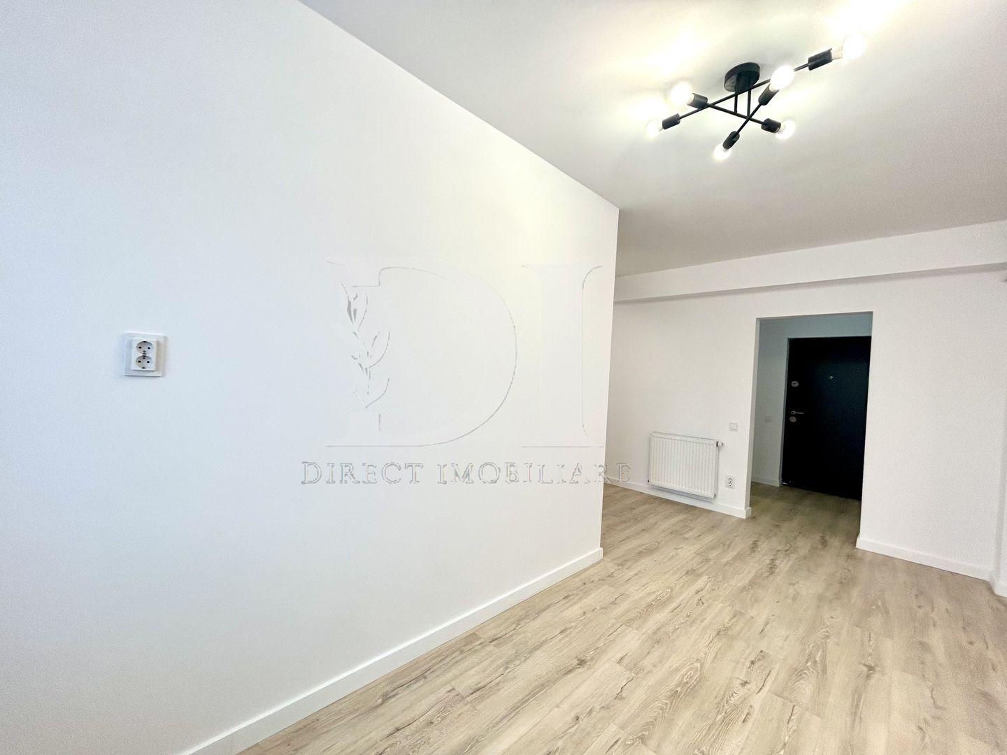 Apartament 2 camere de vanzare/ Zona Terra / Floresti - Poză 2