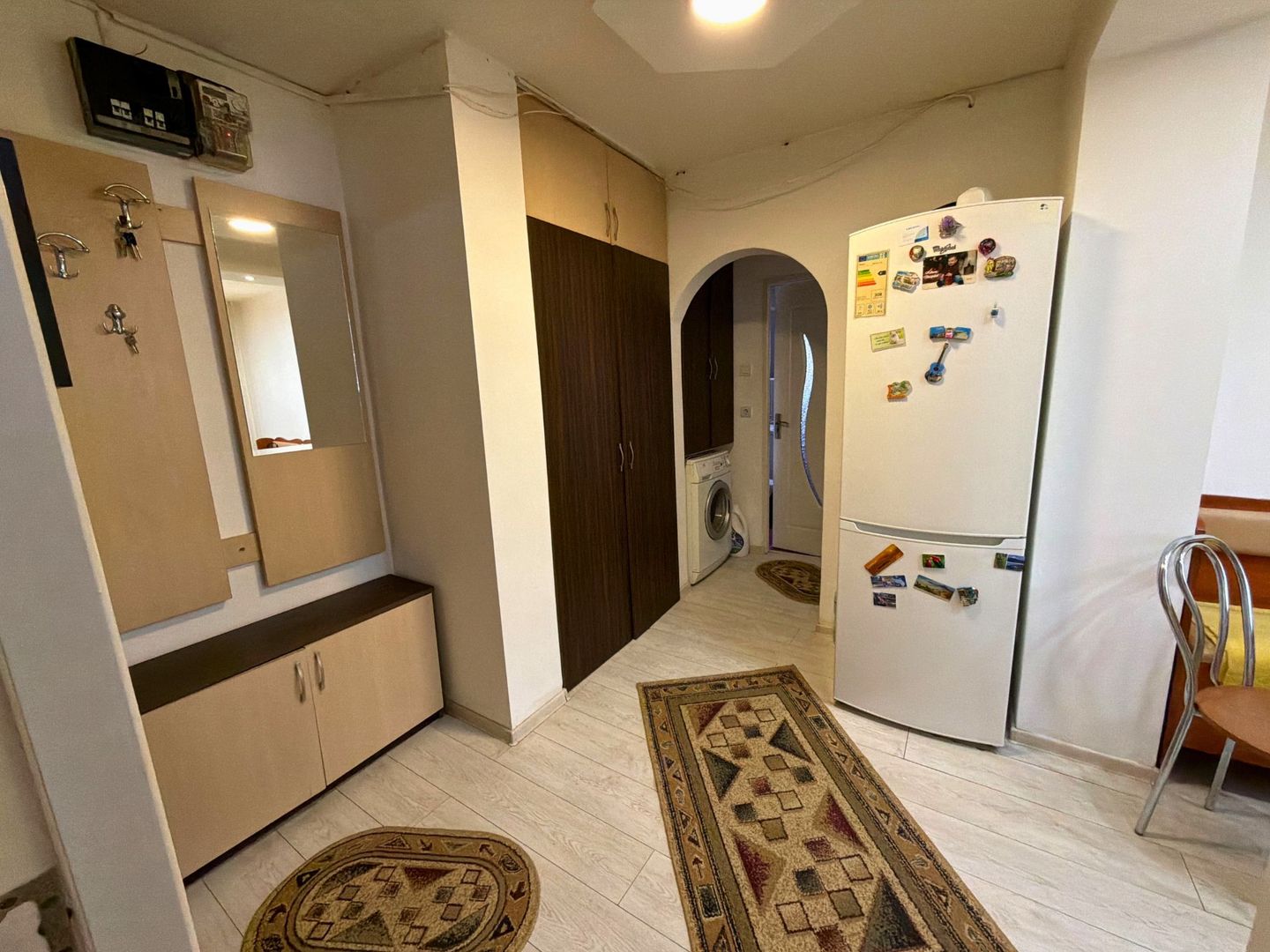 Apartament 2 camere decomandat 50 M²  semicentral - Poză 3