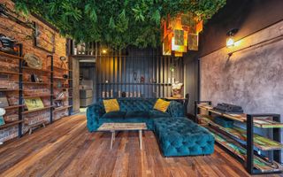 Bijuterie arhitecturală cu dotări smart in centrul Brasovului - Poză 1