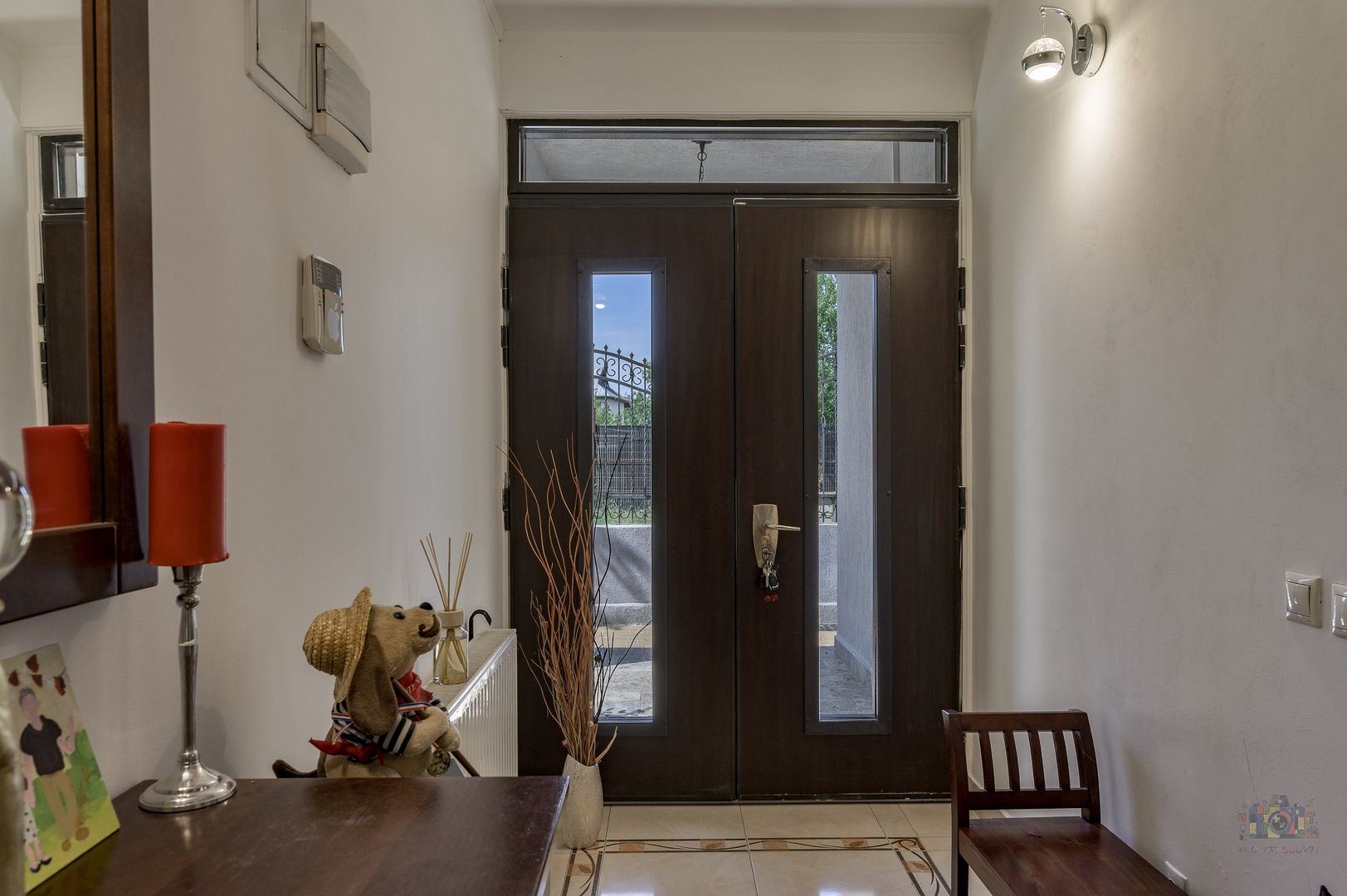 Vilă renovată P+1+M  | Foișor vitrat, grădină și jacuzzi - Poză 28