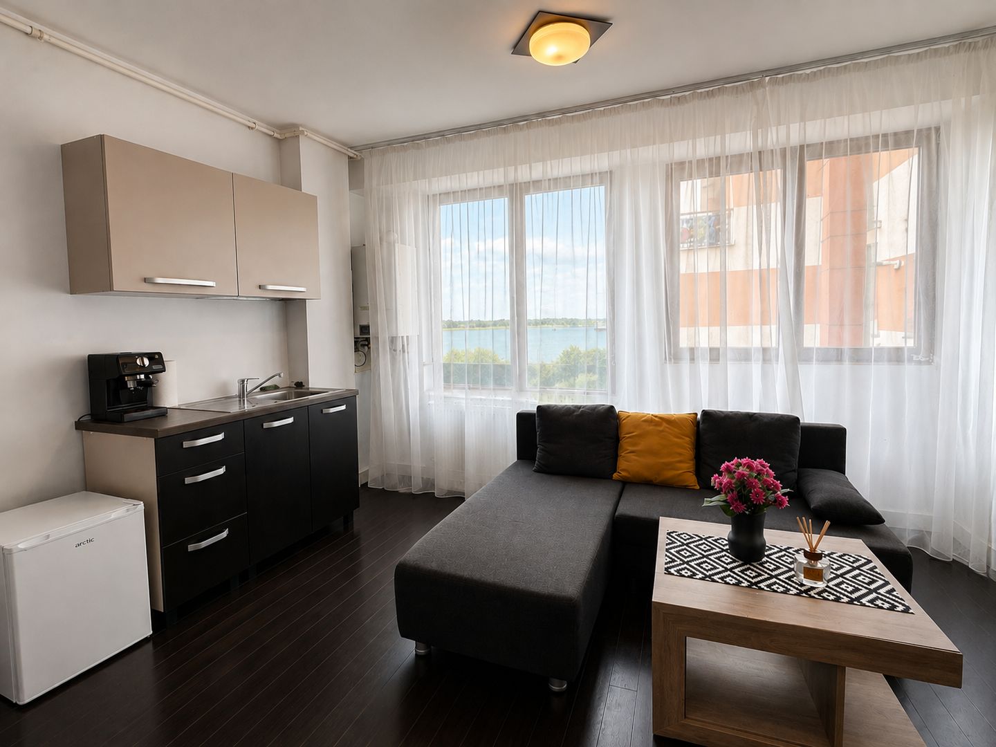 Garsoniera / studio de vanzare in Mamaia zona Centrala Constanta - Poză 1