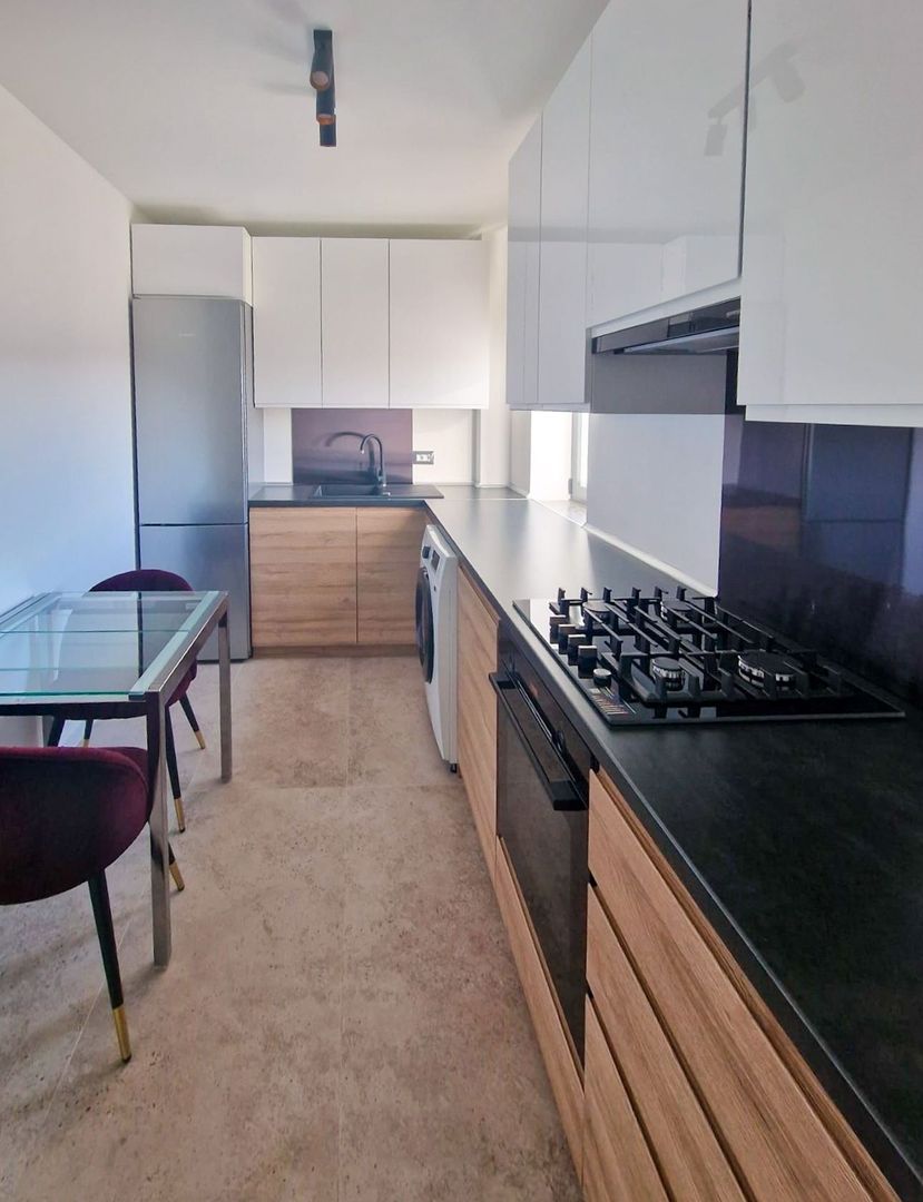 Închiriere | Apartament 3 camere | Parcare inclusă | Vedere Lac - Poză 4