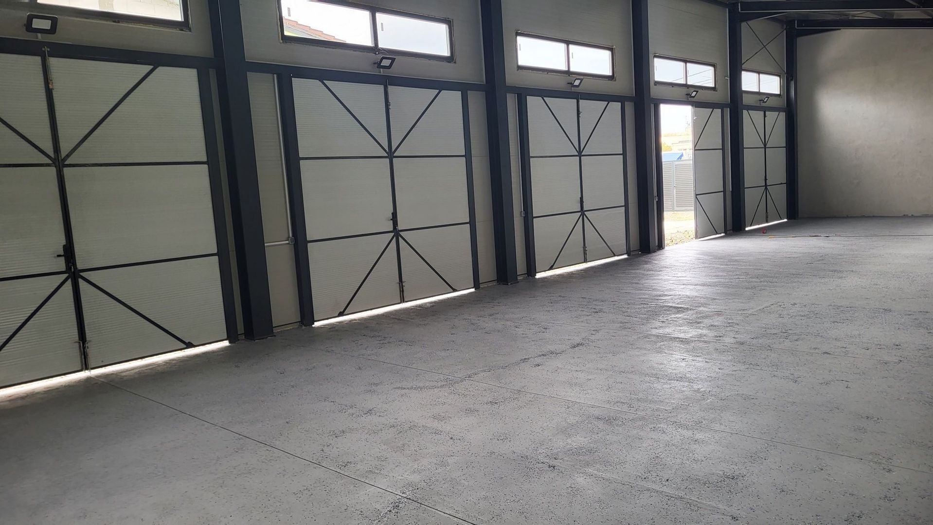 Vand /schimb/ Inchiriez  Case și garaje pe str Ion  Ghica 41c în 14Mai - Poză 7