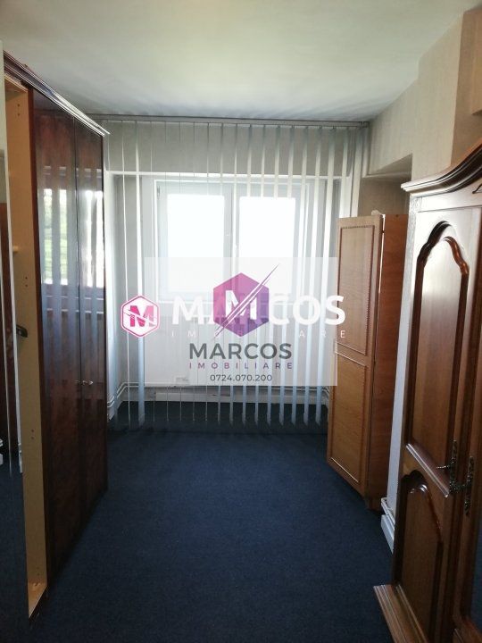 Apartamwnt 4 camere, et.8, Central, ID 491 - Poză 3