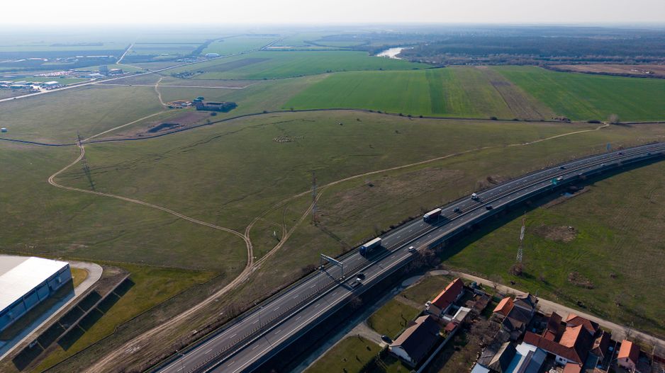 Teren de 107,000mp în zona industrială Zădareni - Poză 10